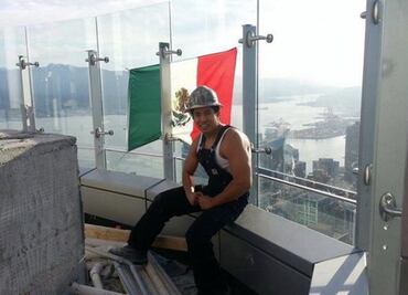 Trolling the Donald: Mexican flag atop Trump Tower in Vancouver