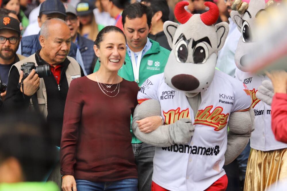 Premian a equipos ganadores en Olimpiadas Comunitarias de CDMX