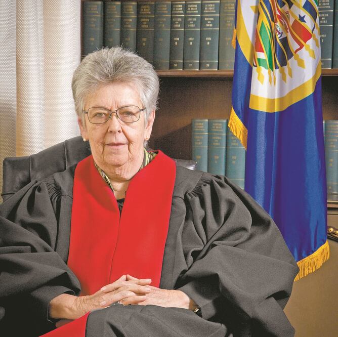 La jueza Elizabeth Odio es presidenta de la Corte y una de las firmantes de la declaración para romper el dominio masculino. CORTESÍA