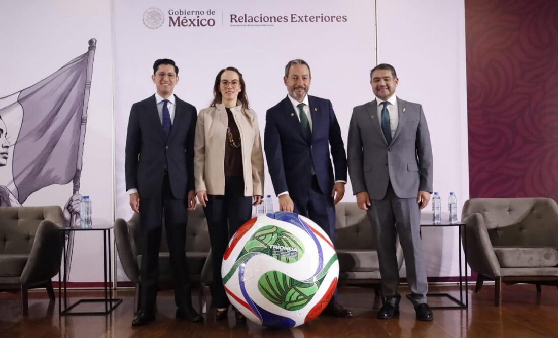 El subsecretario para América del Norte, Roberto Velasco, participó en la inauguración de la Primera Sesión para Embajadas sobre el Mundial 2026 en México este jueves 13 de noviembre de 2025. Foto: Especial