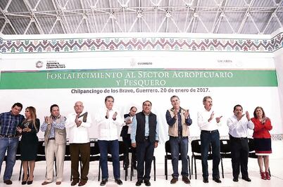 Astudillo llama a combatir el rezago