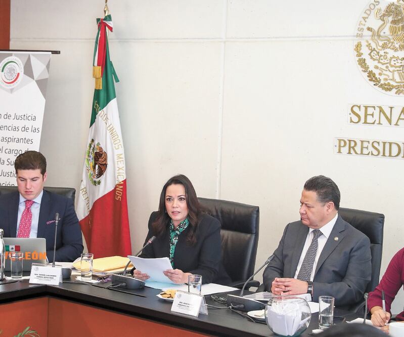Diana Álvarez Maury dijo que aun cuando su último cargo es de subsecretaria de Gobernación en la actual administración, no tiene vínculo que afecte las decisiones que tome en la Suprema Corte. FOTOS: DIEGO SIMÓN. EL UNIVERSAL