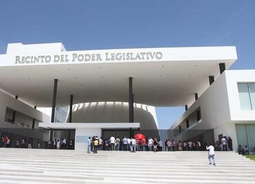 Diputados de Morena en Yucatán usan tribuna para pedir a ciudadanos votar en revocación de mandato
