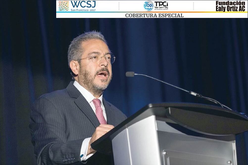 Enrique Bustamante Martínez, director de la Fundación Ealy Ortiz AC, subrayó que el conocimiento es únicamente valioso cuando se comparte (GERMÁN ESPINOSA. EL UNIVERSAL)