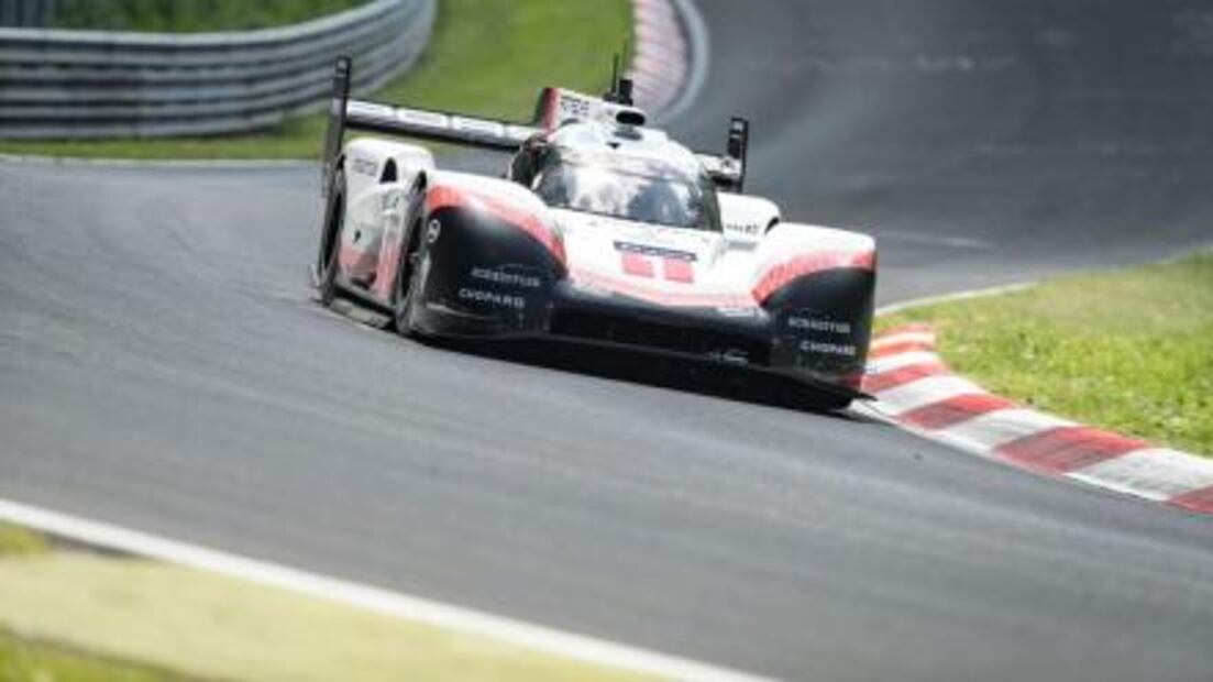 Porsche bate récord de vuelta en Nürburgring