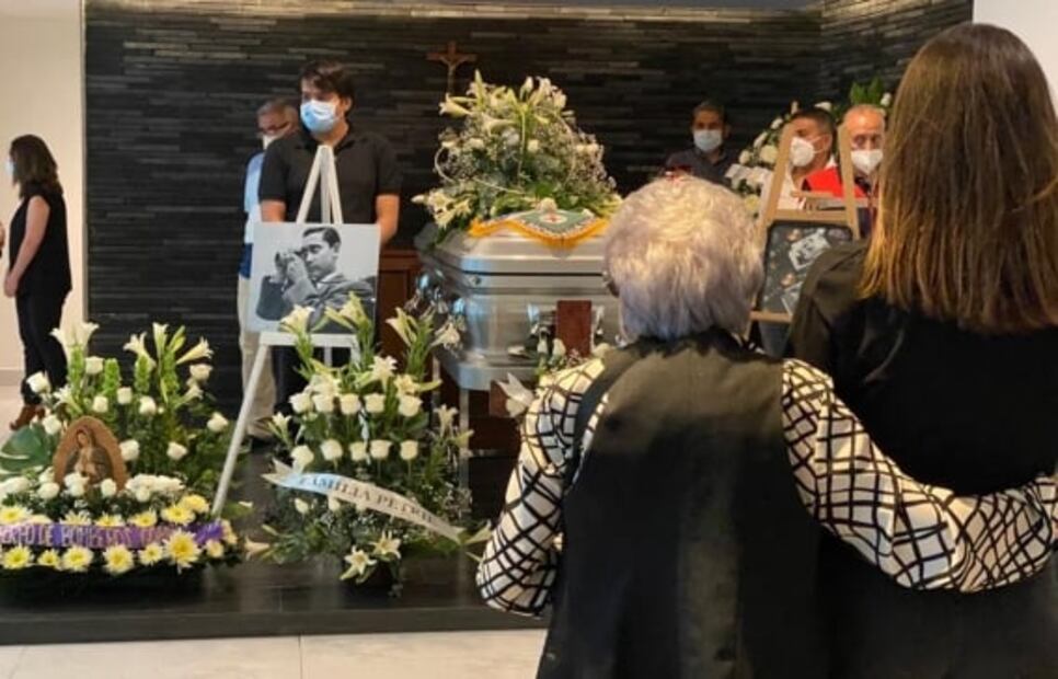 Dan último adiós a Enrique Metinides, fotógrafo y zar de la nota roja