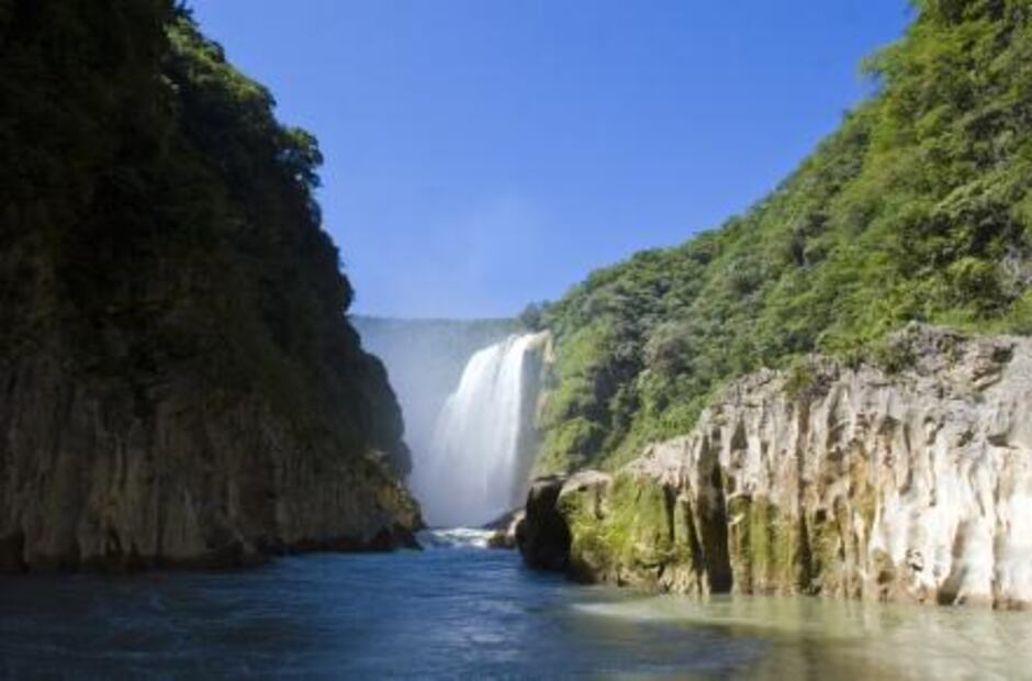 Amazing waterfalls in Mexico!