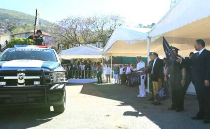Astudillo abandera primer batallón de Policía Acreditable