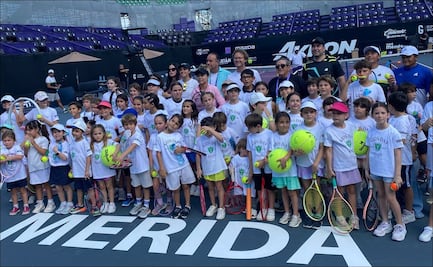 Renata Zarazúa fue “maestra” por un día en el Kids day del Mérida Open AKRON 2025