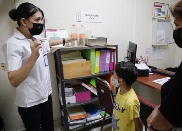 Ante el intenso calor en la CDMX, instalan 232 salas de hidratación