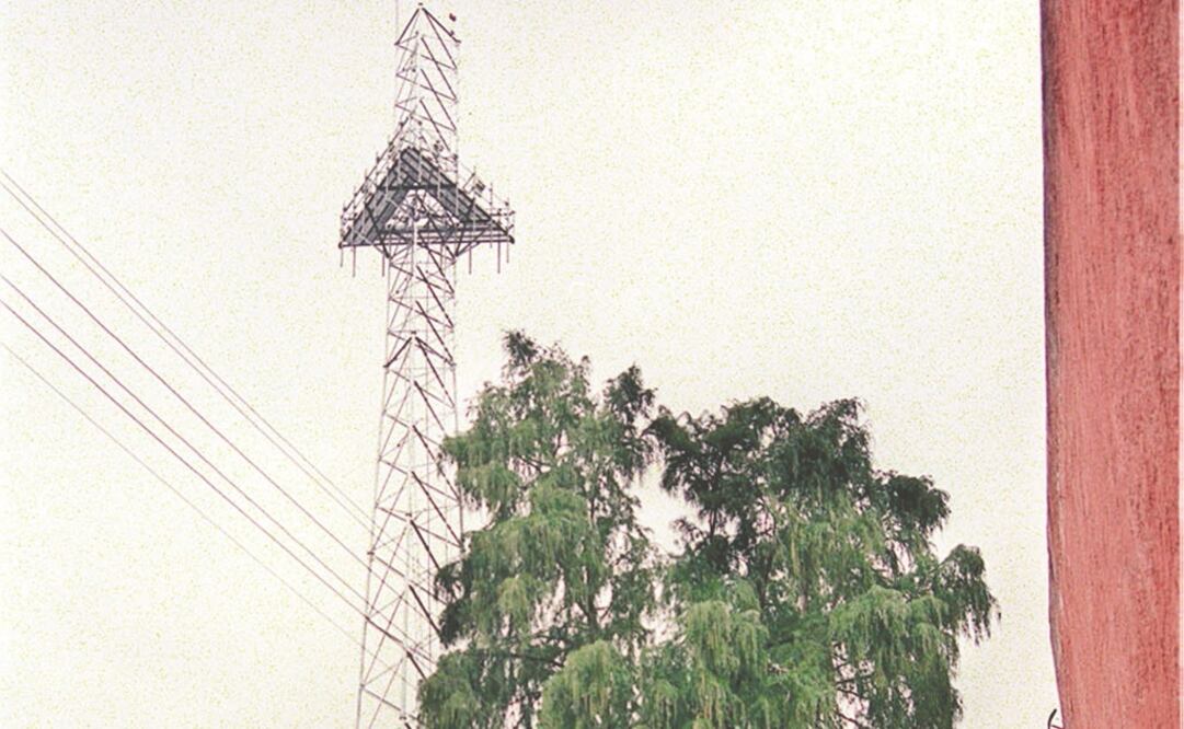 En su reporte anual, American Tower informó de la adquisición en noviembre pasado de 50 mil postes de concreto y 2 mil 100 millas de ruta de fibra. Foto: ARCHIVO EL UNIVERSAL