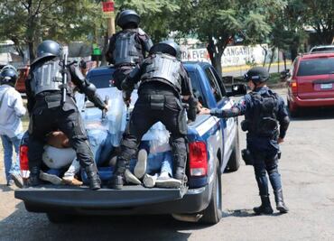 Detienen a 50 normalistas tras "choque" con policías en Morelia