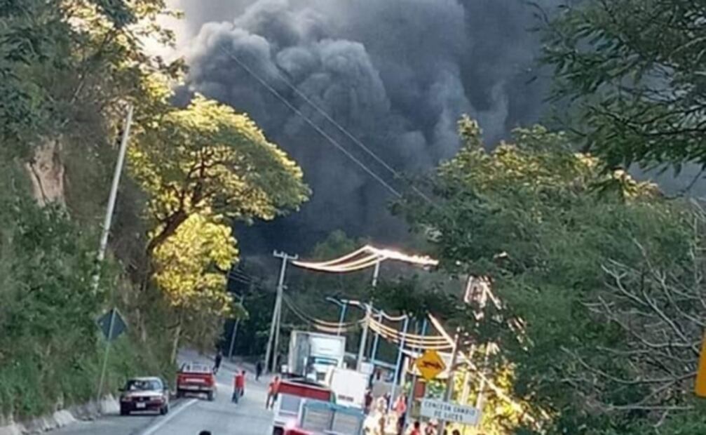 Explota bodega de gasolina en Chiapas 