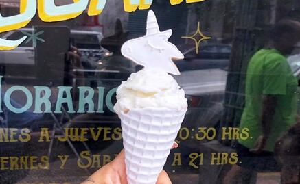 Habemus nuevo helado de unicornio blanco: el poni white