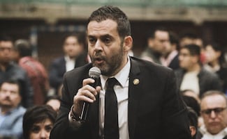 Ulises Mejía Haro se posiciona en Morena para elección a gobernador