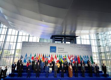 Los líderes del G20 se comprometen a vacunar al 70% del mundo en 2022