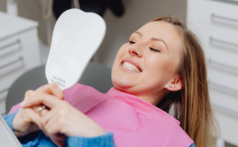 Las visitas periódicas al dentista ayudarán a prevenir o detectar a tiempo enfermedades o afectaciones. Foto: Canva