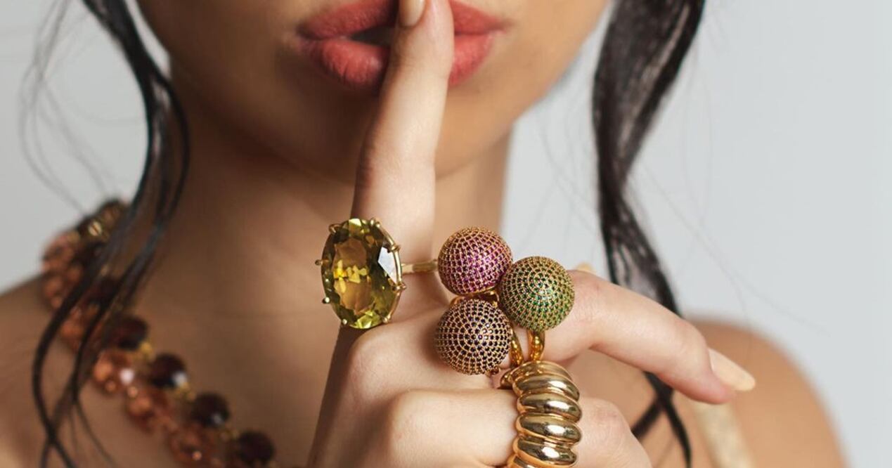 Foto: Instagram @dejewelry / Valerie Abe Camil Photography