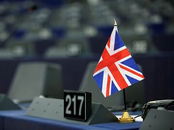 Brexit day: Britain leaves the EU, steps into transition period