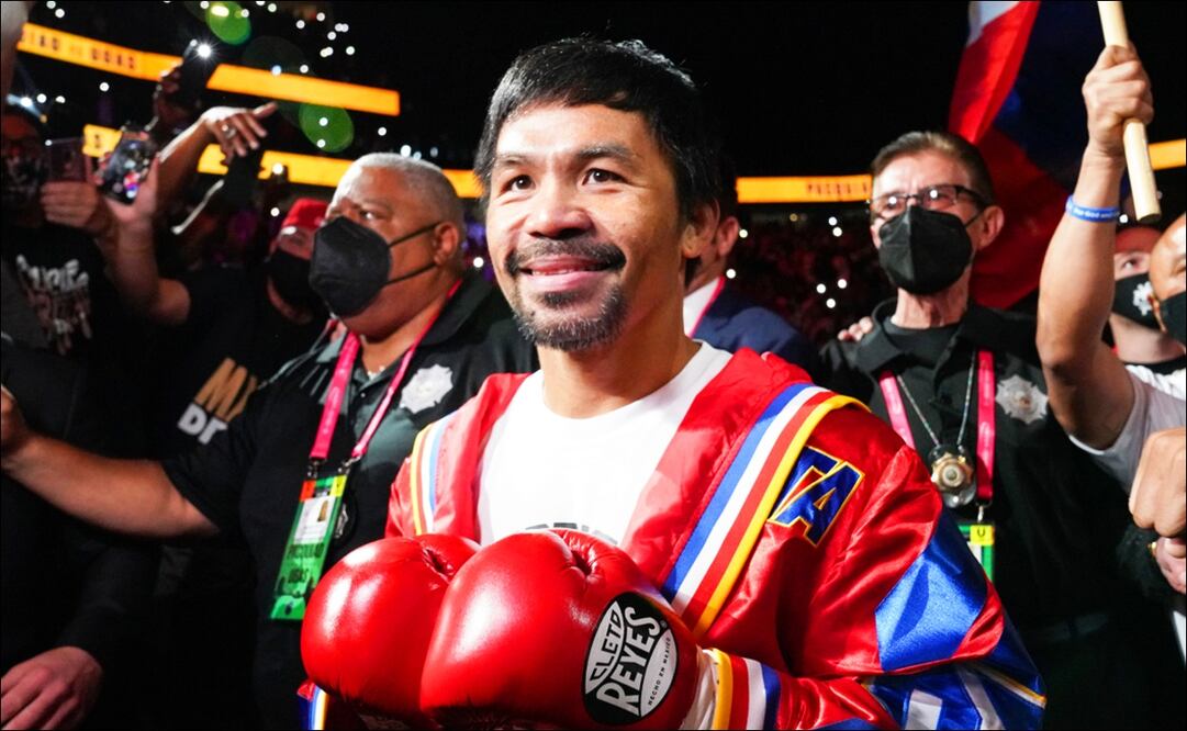 Manny Pacquiao camina hacia el encordado antes de una pelea. FOTO: Especial