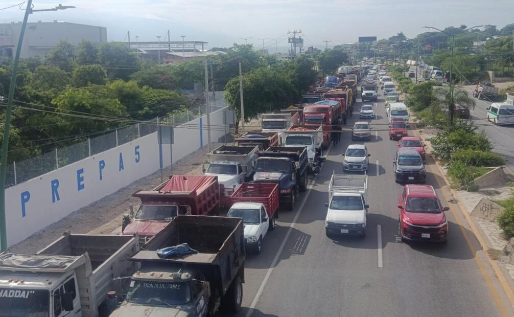 Bloqueos de integrantes de la Alianza Mexicana de Organizaciones de Transportistas en Chiapas.
Foto: Especial.