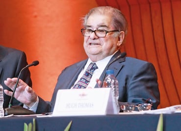 “La lengua es la raíz del ser”: León-Portilla