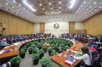 Avanza en INE formato de debate presidencial