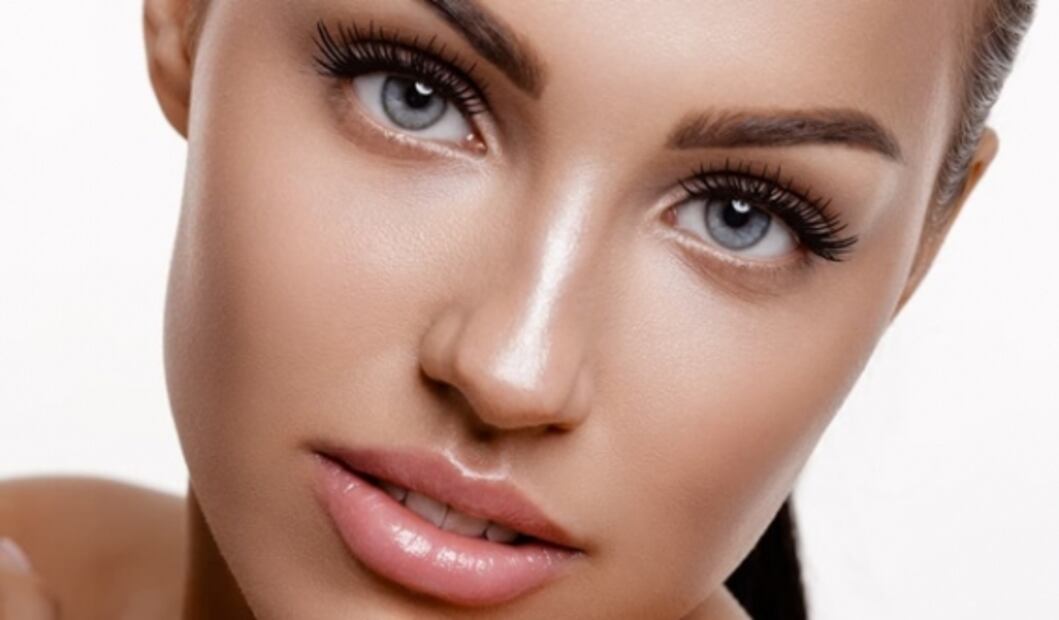 Piel luminosa sin efecto grasoso