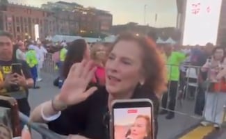 VIDEO: Beatriz Gutiérrez Müller reaparece en concierto de Andrea Bocelli; "como te voy a olvidar", canta por los Ángeles Azules