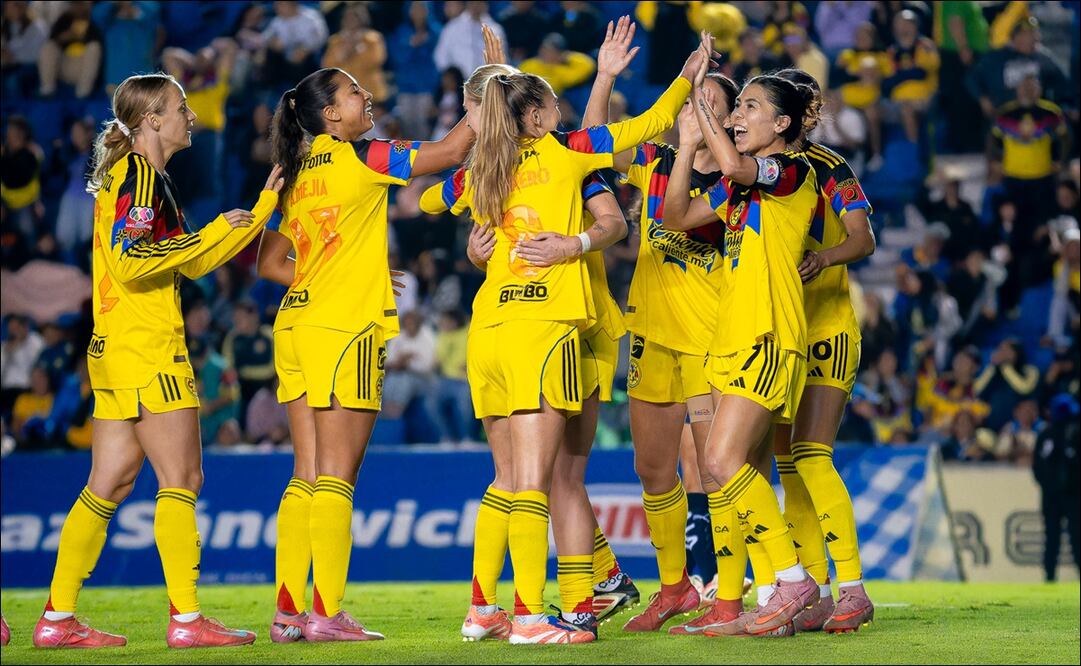 Jugadoras del América femenil celebran uno de los goles ante Rayadas. FOTO: Imago7