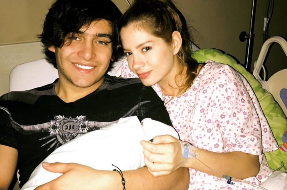 Julián Figueroa e Imelda Garza recibieron a su hijo el 2 de mayo de 2017.
Foto: Instagram