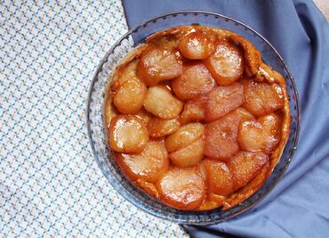 Haz una clásica tarta tatin de manzana con solo 5 ingredientes