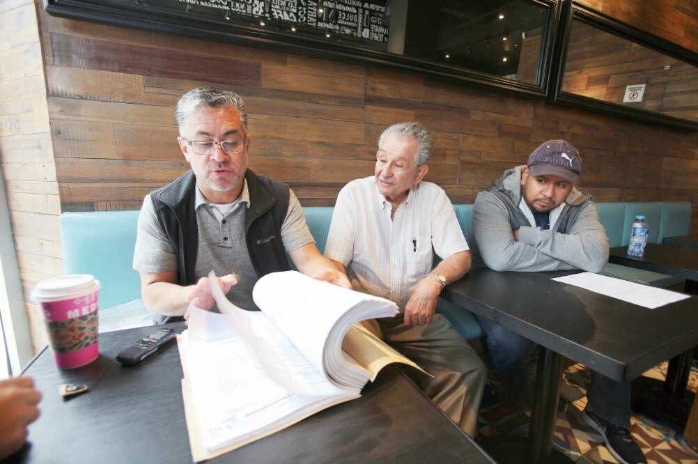 Queja. Vecinos de Toluca denuncian al alcalde Fernando Zamora y a sus dos antecesores (JORGE ALVARADO. EL UNIVERSAL)