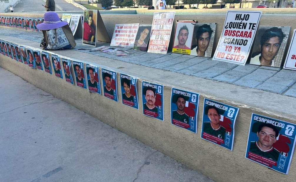 Familias de desaparecidos realizan cascarita en Torreón; exigen respuestas sobre sus seres queridos.
Foto: Especial.