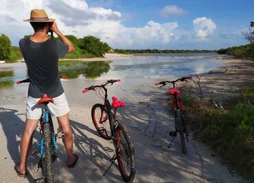 Cenotes y fantasmas: los mejores tours en bicicleta de Yucatán