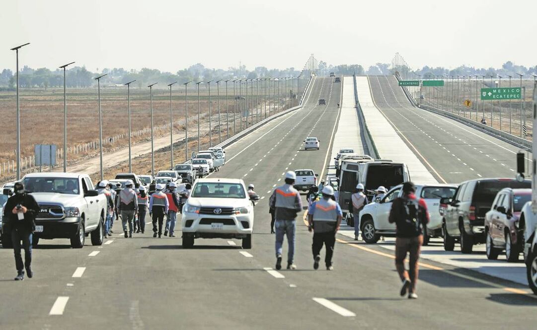 El Camino Libre a Tonanitla consta de 14.1 kilómetros, tiene tres carriles por cada sentido y está dividido por un separador central. Foto: Diego Simón/ El Universal