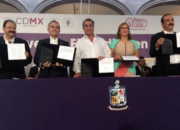 Firman acuerdo para llevar Médico en Tu Casa a NL