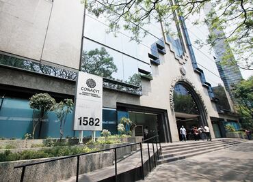 Más de 600 catedráticos expresan apoyo a los 31 imputados por el Conacyt y la FGR