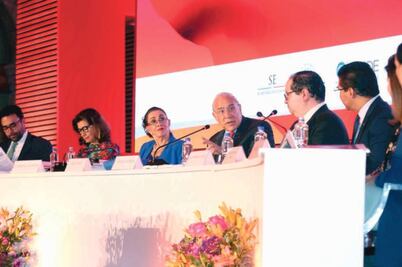 Gurría llama a actuar con prudencia fiscal