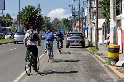 “A las ciclovías en Toluca, nadie las quiere”, acusan ciclistas