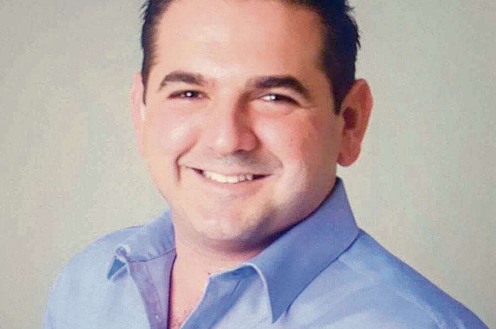 Triunfo. Roberto Gustavo Hinojosa logró ser reelecto edil de Ciudad Mier en los comicios pasados. (ESPECIAL)