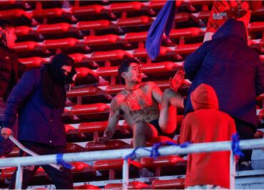 Horror y pánico en la Copa Sudamericana; imágenes del drama en el Independiente vs U de Chile, en Argentina