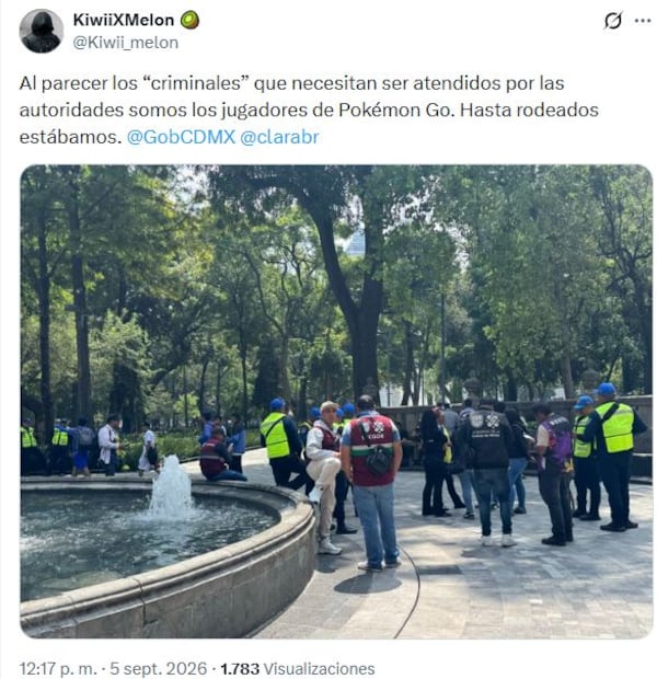 Algunos usuarios que presenciaron lo ocurrido apoyaron compartiendo el reglamento que hay en la plaza pública. Foto: Redes Sociales