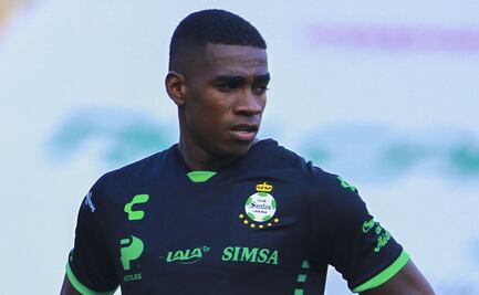 Suspenden dos partidos a Félix Torres por empujar a balonero