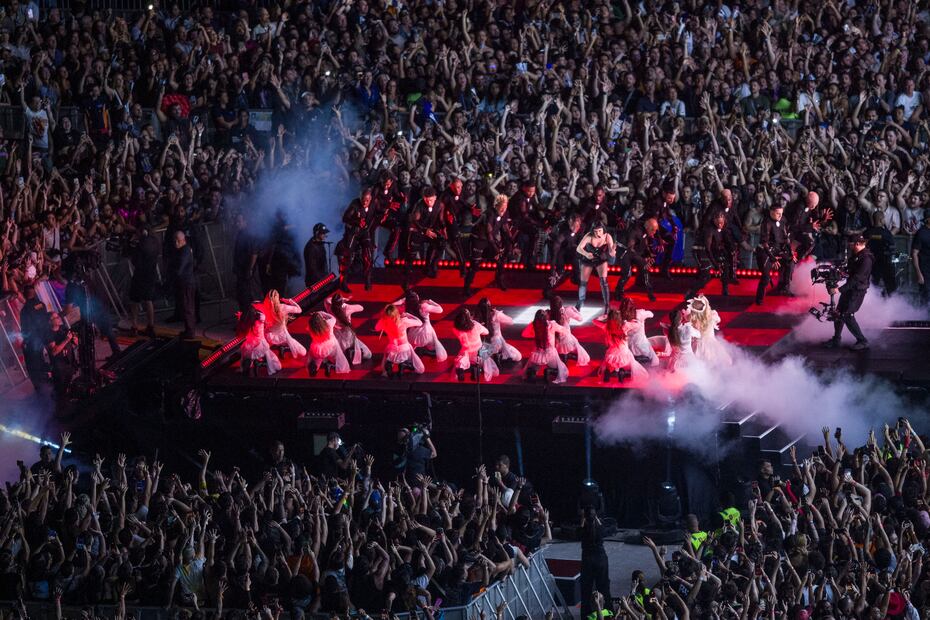 Lady Gaga durante el concierto en Copacabana en Rio de Janeiro. Foto: Daniel RAMALHO / AFP).