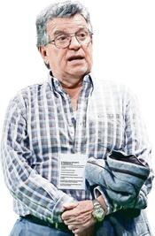 “Slim le ha quitado mando a Televisa en el futbol local”