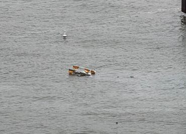 Helicóptero que se desplomó al río Hudson perdió las aspas en el aire antes de caer; cola también se desprendió de la aeronave