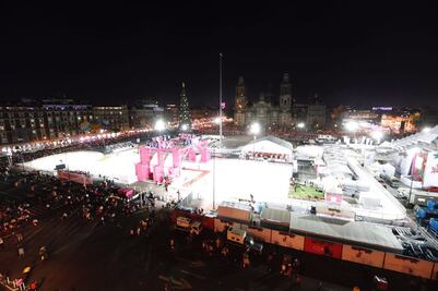 Mancera inaugura pista de hielo en el Zócalo