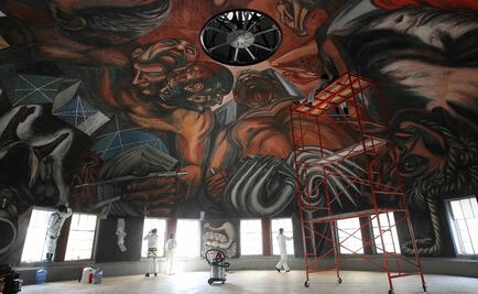 Restauran mural de José Clemente Orozco afectado por sismo