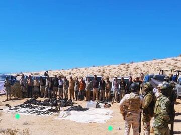 Fuerzas federales detienen a 20 hombres armados tras enfrentamientos en el Golfo de Santa Clara, Sonora
